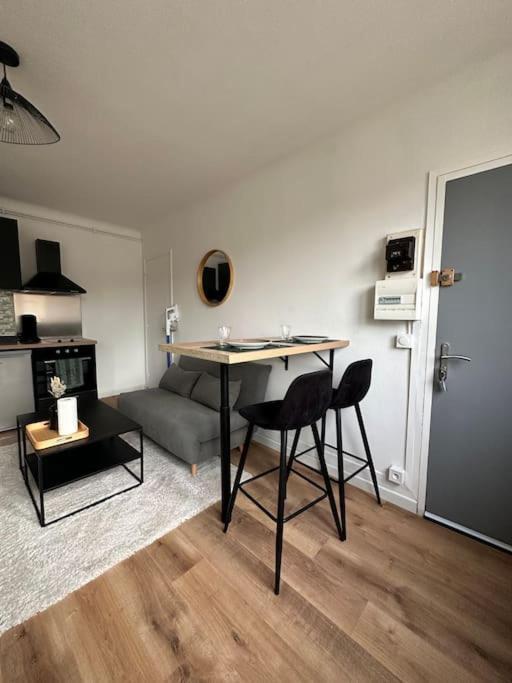 Appartement Proche Paris Et Metro - Parking Prive Maisons-Alfort Εξωτερικό φωτογραφία